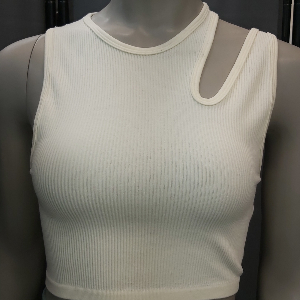 Forever 21 Cropped Ribbed Tank Top - Picture 3 of 9